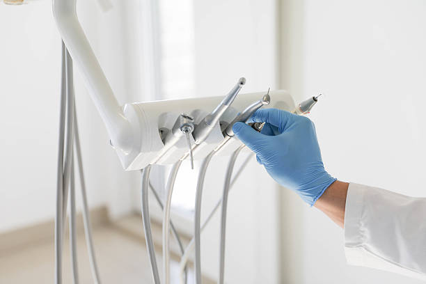 24/7 Emergency Dental Implants experts in Lansing, MI